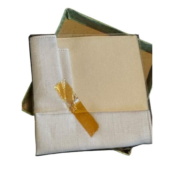 VTG Irish Linen Small Handkerchief (3) Made in Ireland Original Box READ - Picture 3 of 6